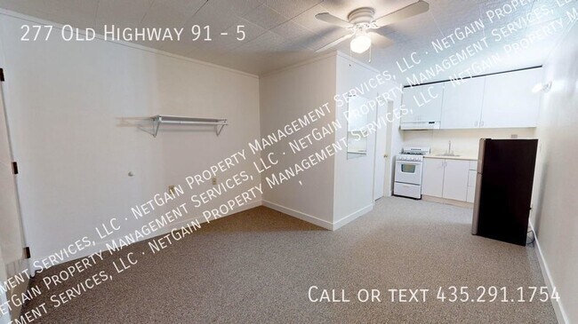Building Photo - Recently Updated Parowan Studio Apartment
