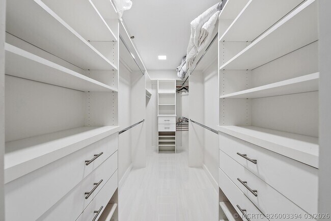 Building Photo - 5070 N Ocean Dr