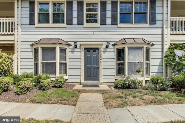 Building Photo - 13041 Shadyside Ln