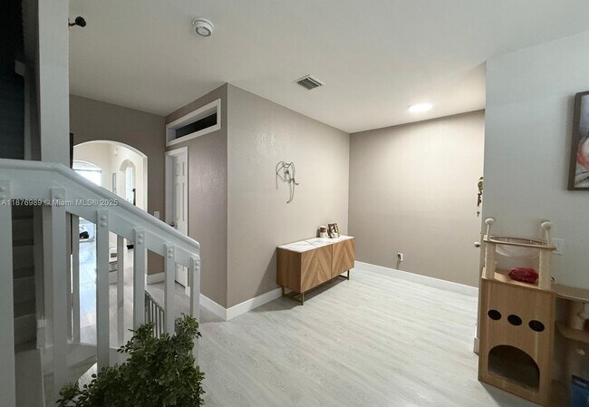 Foto del edificio - 4172 SW 156th Ave