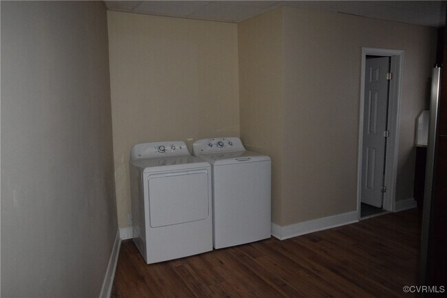 Foto del edificio - 519 W Clay St