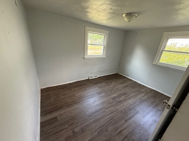 Building Photo - 1302 Eastbrook Dr