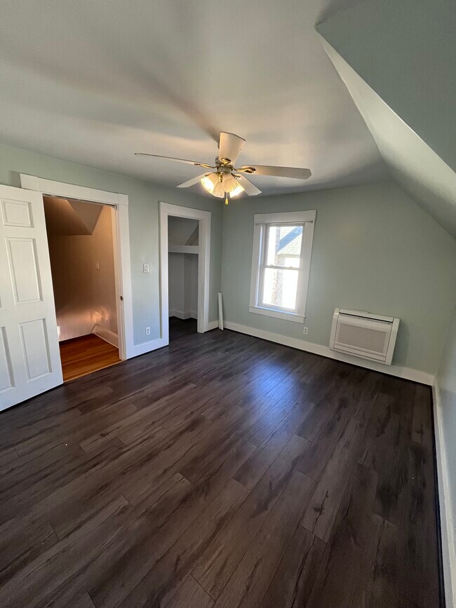 Foto del edificio - 6 Mousam Ct