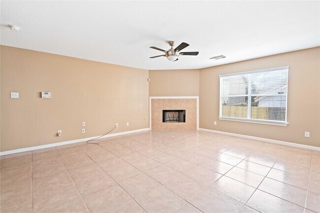 Building Photo - 17103 Ivy Creek Ln