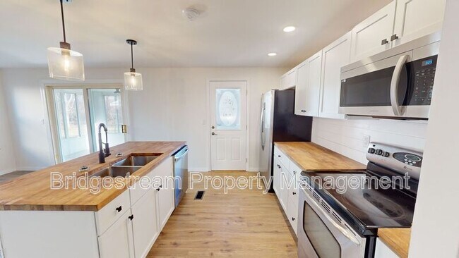 Foto del edificio - 7716 Timbercrest Dr