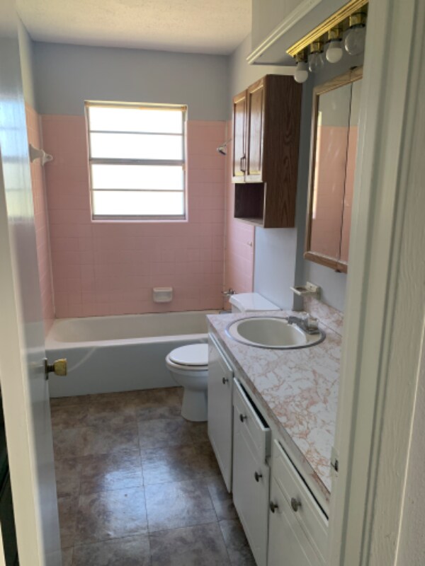 Foto del edificio - 8902 Coyth Ln
