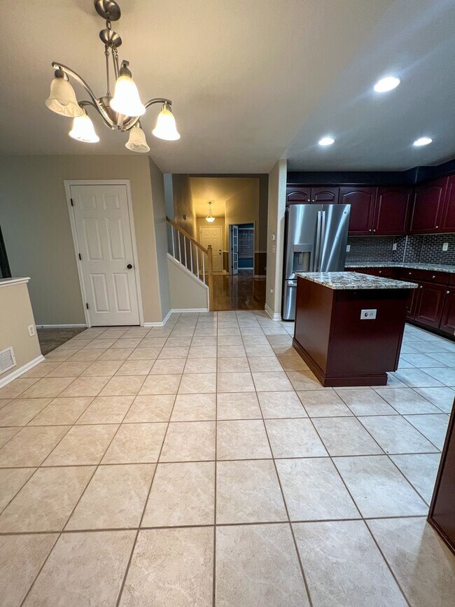 Building Photo - Thornton BIG OPEN home Living