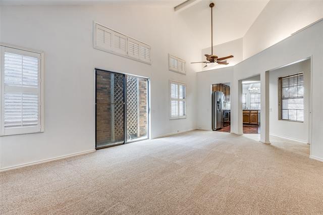 Foto del edificio - 4147 Rosser Square