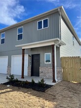 Building Photo - 6703 SW Dignity Ave