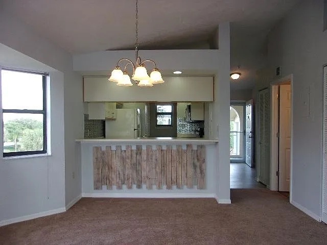 Building Photo - 464 Bouchelle Dr
