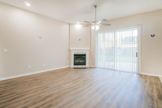Foto del edificio - 1728 Windover Pl