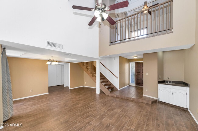 Foto del edificio - 5726 N 10th St