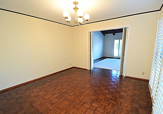 Foto del edificio - 336 Riviera Dr