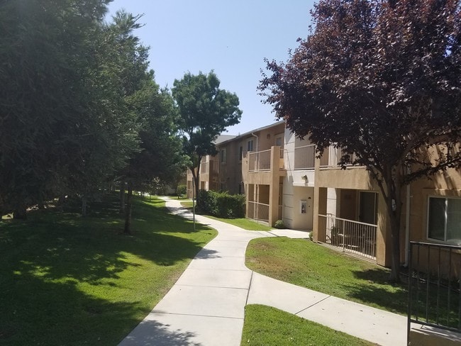 Building Photo - Belcourt Apartment Homes