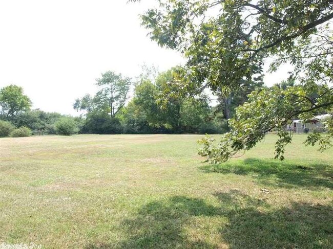 Foto del edificio - 11448 W David O Dodd Rd