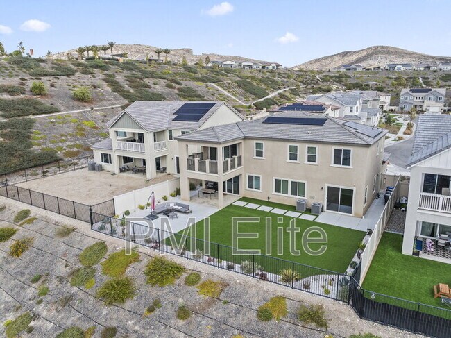 Foto del edificio - 28649 Windbreak Tr