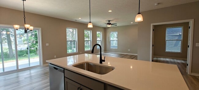 Building Photo - 3686 Shoal Way