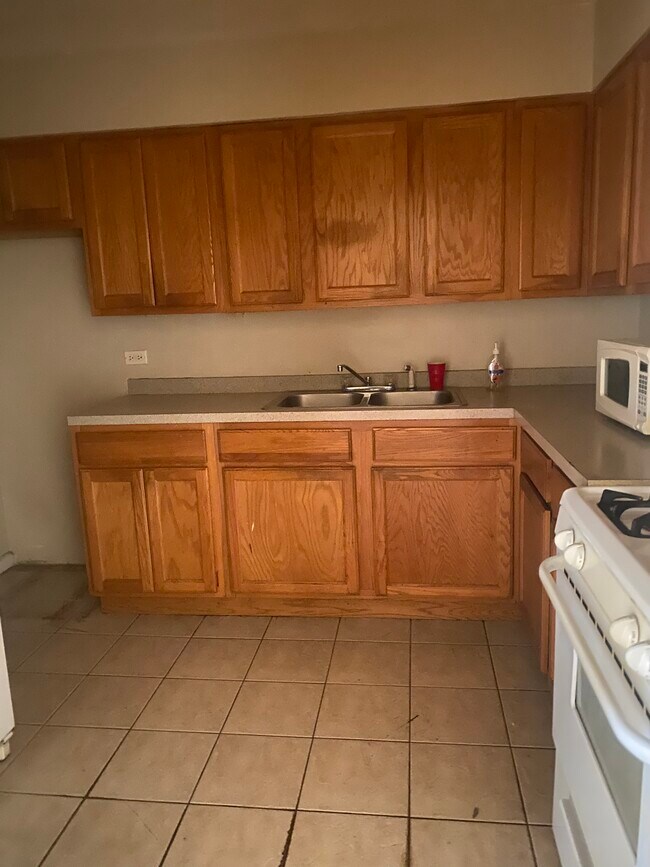 Foto del edificio - 7321 S Ridgeland Ave