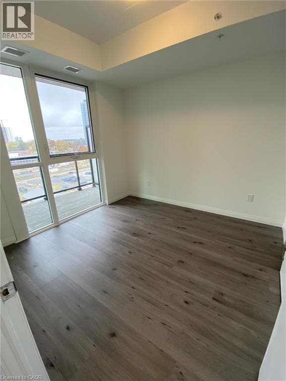 Building Photo - 108 Garment St