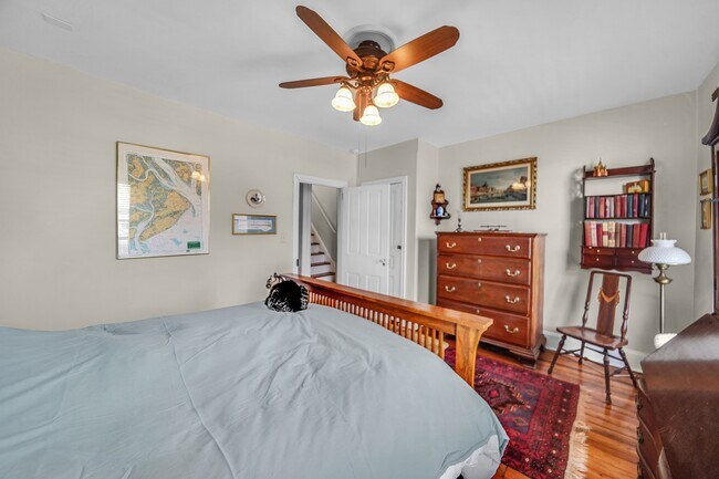Master Bedroom - 218 W Union St