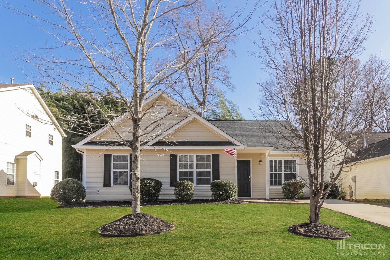Primary Photo - 4842 Elizabeth Rd