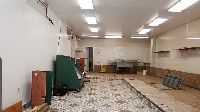 Interior Photo - 2296 2nd Ave