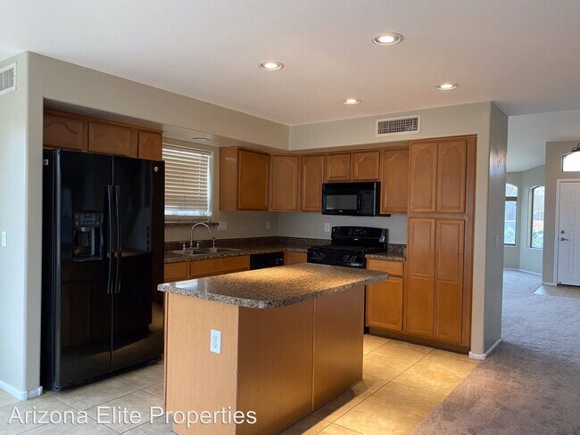 Foto del edificio - 4 br, 2.5 bath House - 38099 N Rusty Lane
