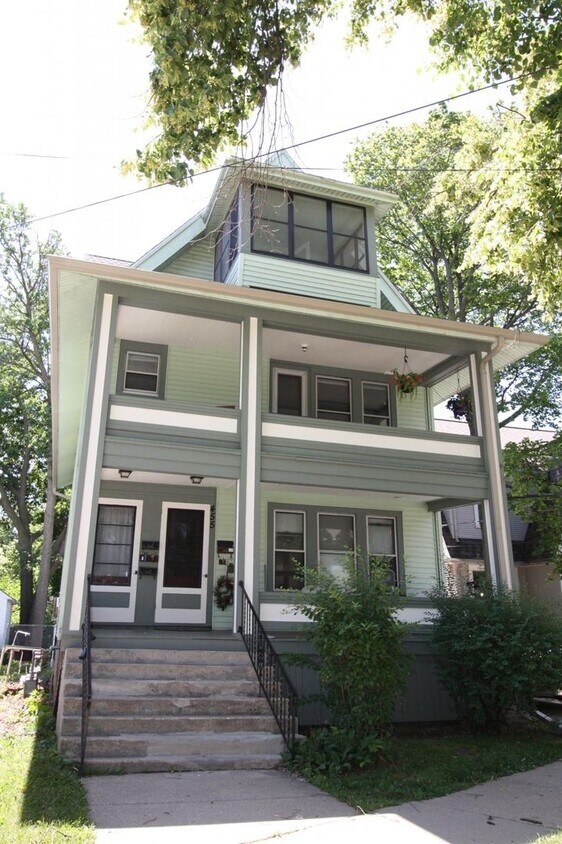 457 Jean St Unit 2, Madison, WI 53703 Room for Rent in Madison, WI