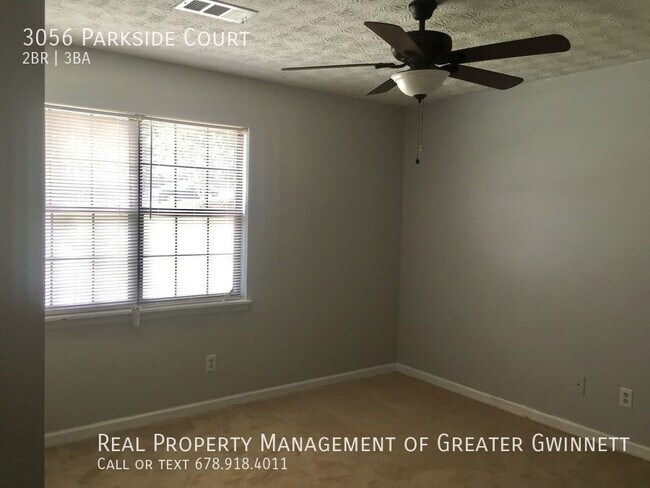 Building Photo - Affordable End Unit Townhome