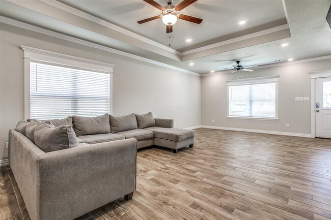 Photo - 2016 Langston St House