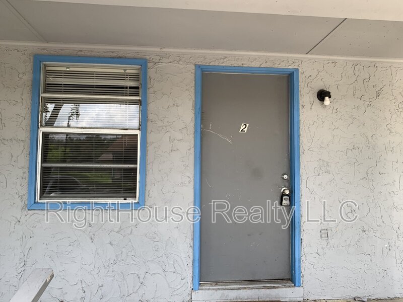 Primary Photo - 2430 Tanglewood St