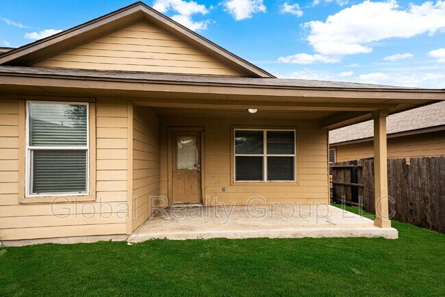 Foto del edificio - 469 Eastern Phoebe