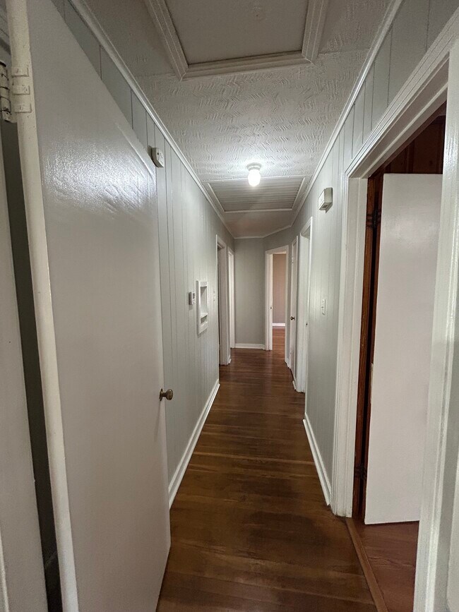Building Photo - 2516 S Sarullo Cir