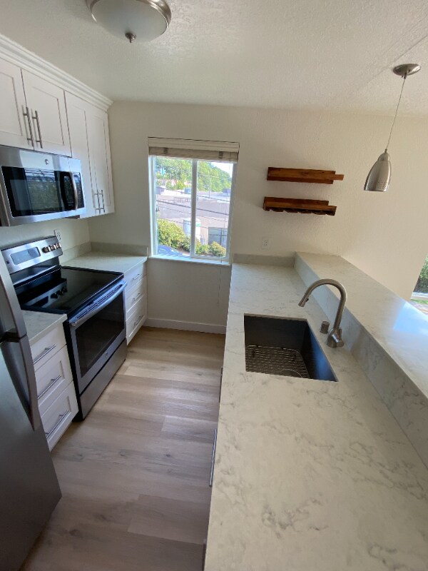 Foto del edificio - 1404 W Boston St