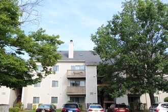 Building Photo - 1915 Aspen Dr