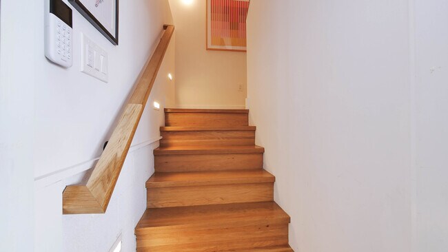 Foto del edificio - 116 N Colgate Ave