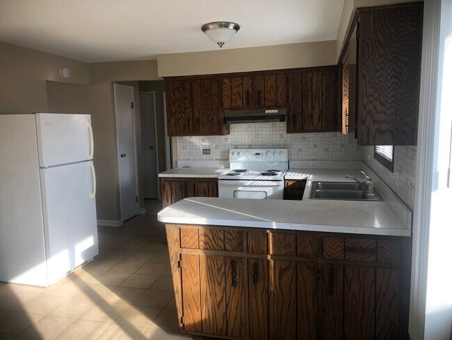 Foto del edificio - 6330 W 65th St