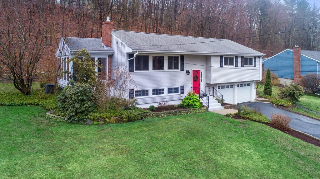 355 Singletary Ln Framingham, MA 01702 Alquileres en Framingham, MA