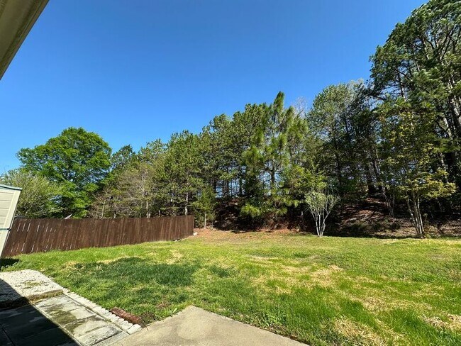 Building Photo - 2465 Stratford Crossing Dr