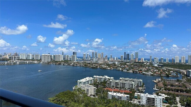 Building Photo - 16385 Biscayne Blvd