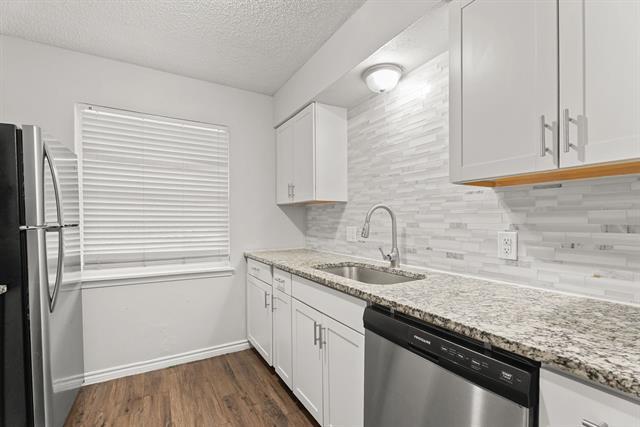 Foto del edificio - 429 Johnson St