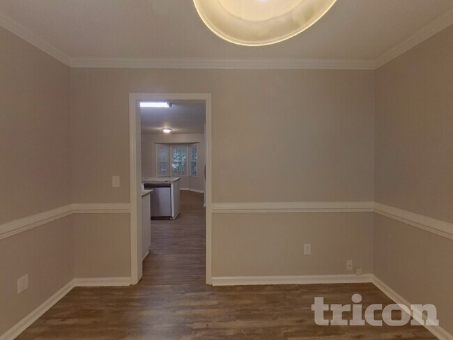 Building Photo - 7226 Amarillo Dr