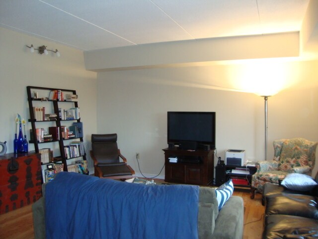 Foto del edificio - 1243 Beacon St