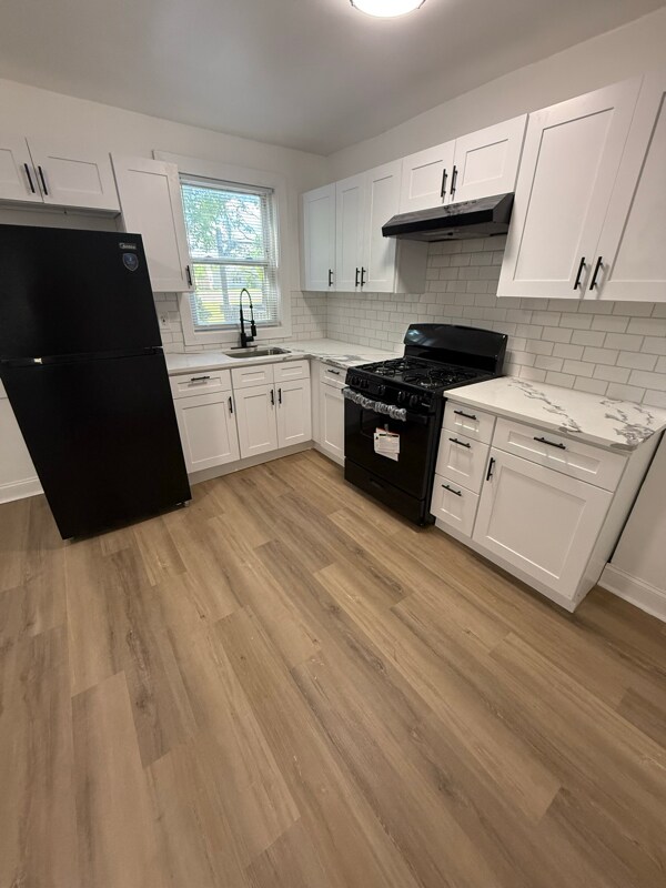 Foto principal - 1070 S Merrimac Rd
