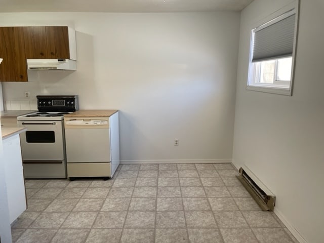 Building Photo - 9004-9086 86 St