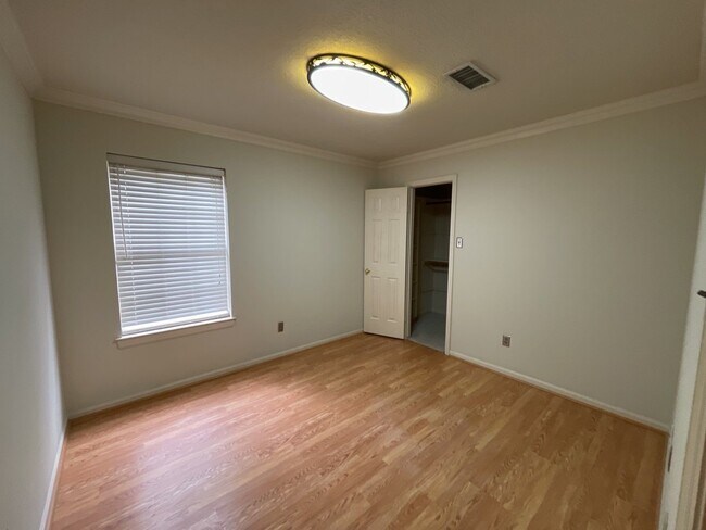 Foto del edificio - 46 Sweetdream Pl