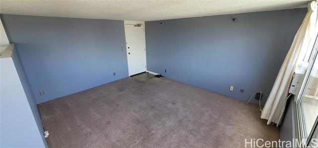 Building Photo - 1060 Kamehameha Hwy