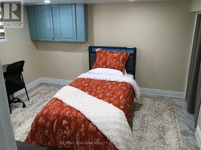 Photo du bâtiment - 3968 St Peter Ave