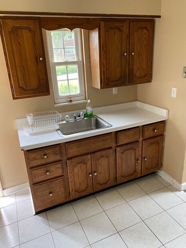 Foto del edificio - Beautiful 4BD 1BA House in Penn Hills