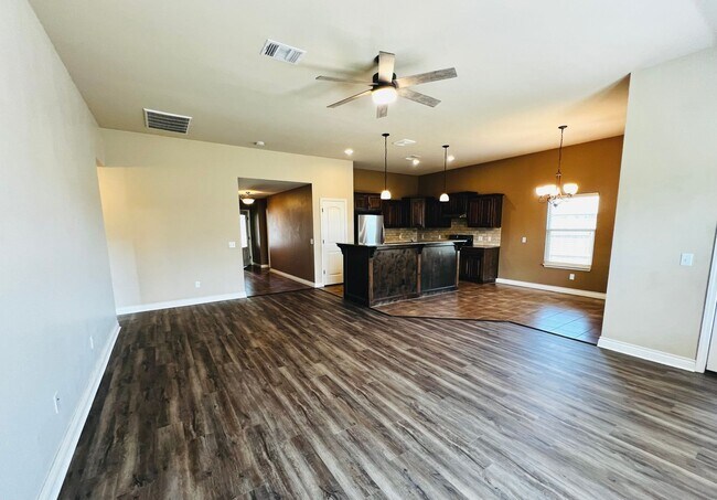 Building Photo - Beautiful 3BD 2BA Home in Norman!!